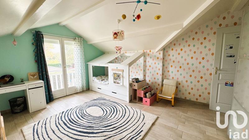 Maison - 215 m² - 6 pièces