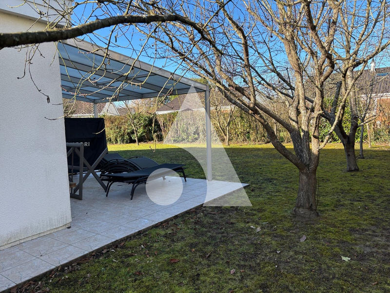 Maison - 137 m² - 6 pièces