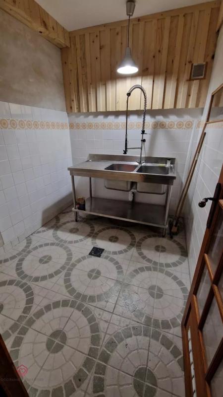 Propriété - 300 m² - 8 pièces