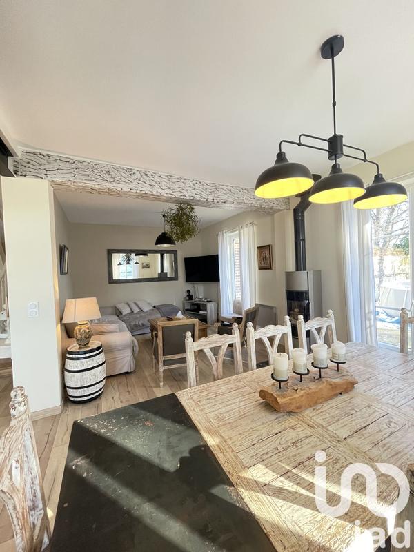 Maison - 182 m² - 7 pièces