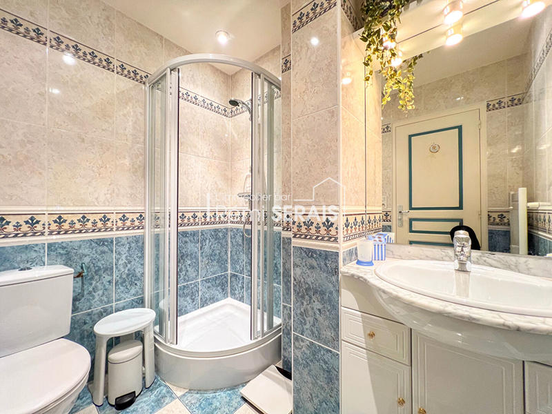 Appartement - 140 m² - 5 pièces