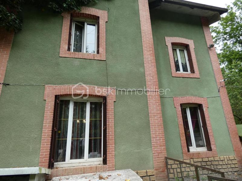 Maison ancienne - 186 m² - 8 pièces