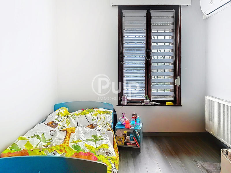 Maison - 156 m² - 8 pièces