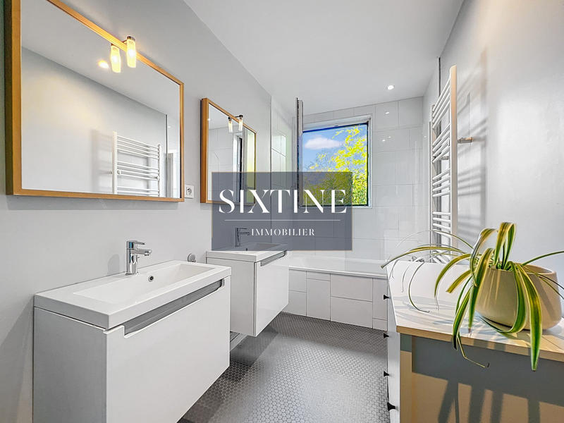 Maison - 145 m² - 6 pièces