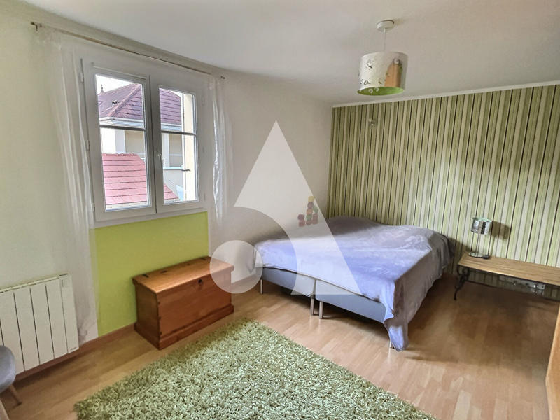 Maison - 110 m² - 5 pièces