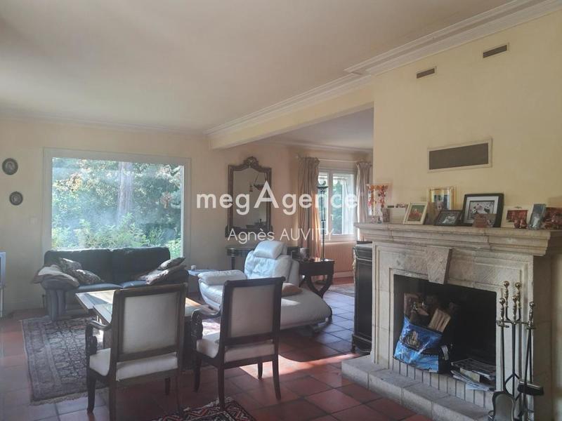 Maison - 290 m² - 6 pièces