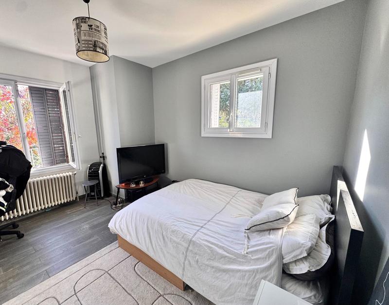 Maison - 185 m² - 6 pièces