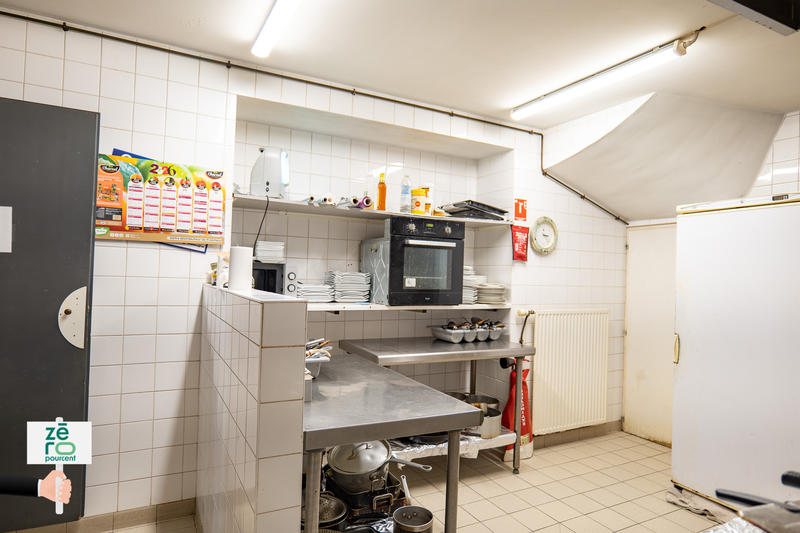 Fonds de commerce - Magasins - 100 m²