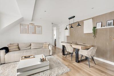 Appartement - 500 m² - 8 pièces