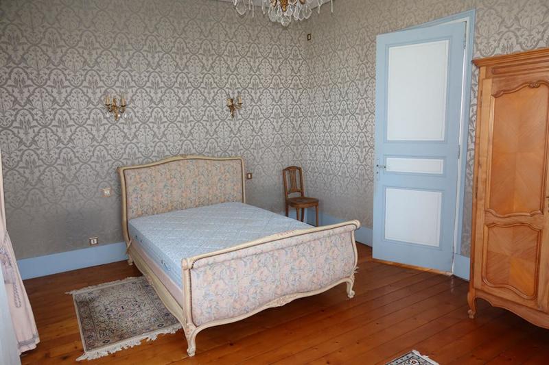 Demeure - 280 m² - 12 pièces