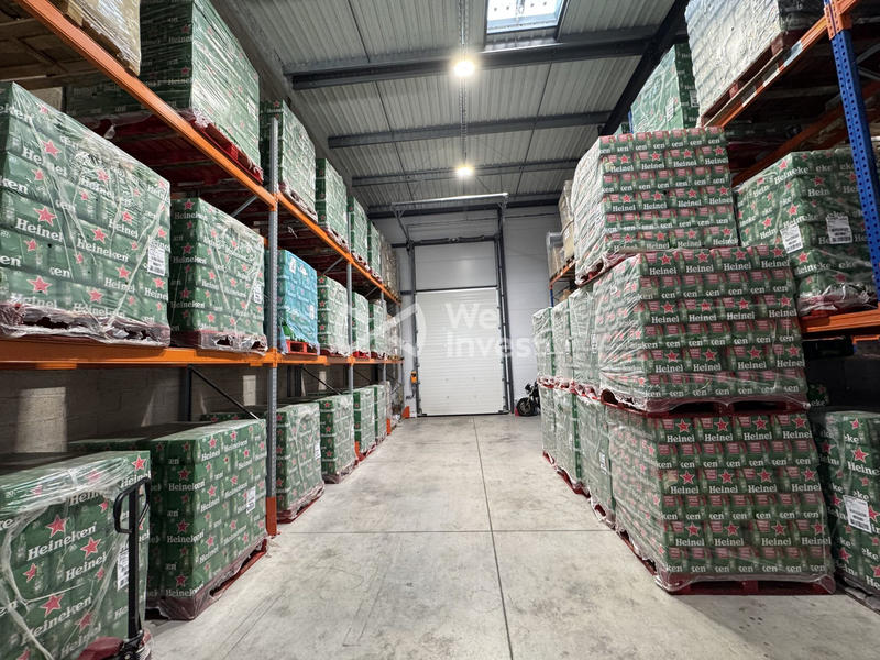 Entrepôt - 568 m²