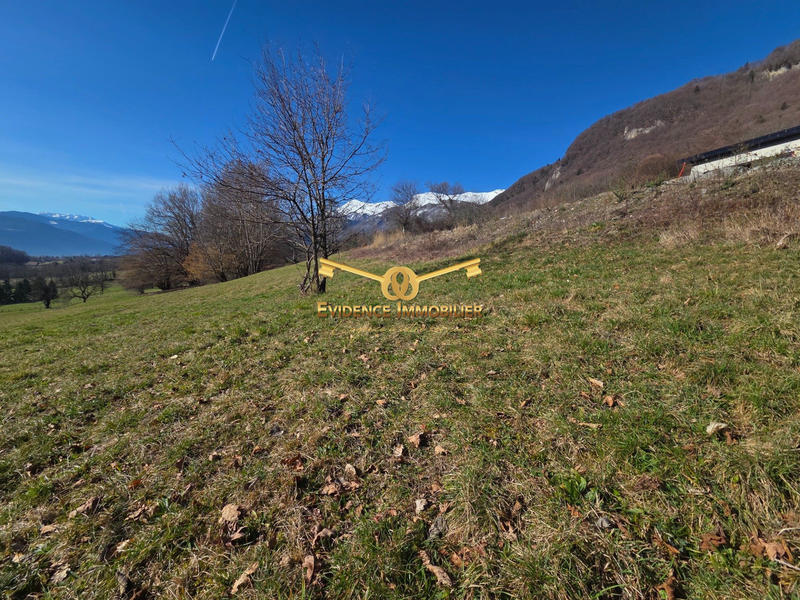 Terrain - 799 m²