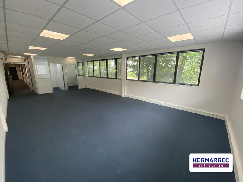 Bureau - 131 m²