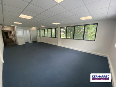 Bureau - 131 m²