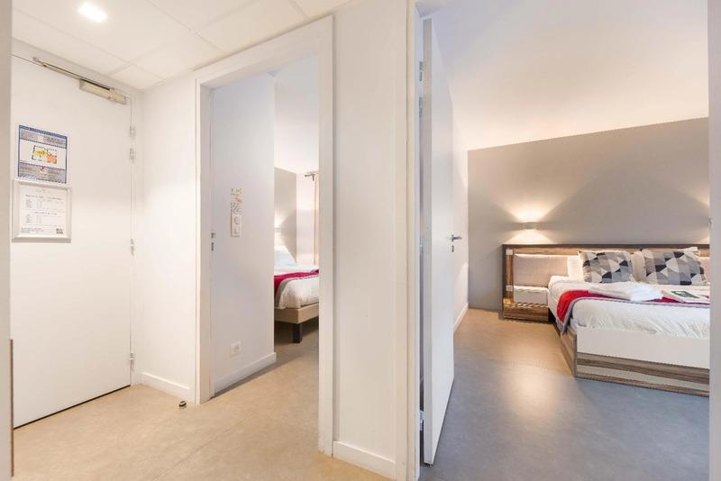 Local commercial - 700 m² - 19 pièces