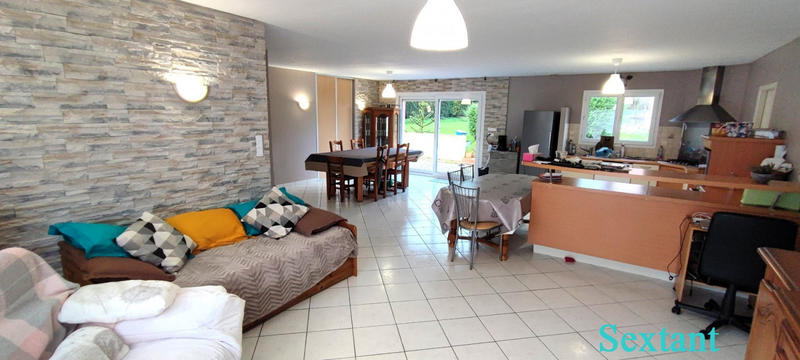 Maison - 174 m² - 7 pièces