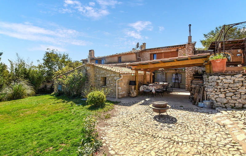 Propriété - 160 m² - 7 pièces