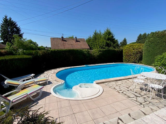 Maison - 112 m² - 5 pièces