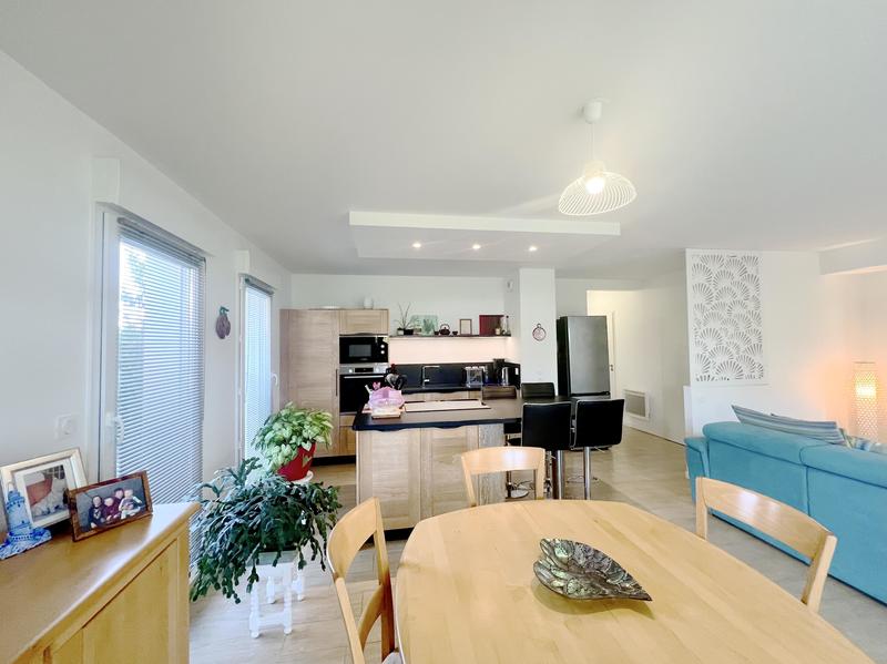 Appartement - 77 m² - 3 pièces