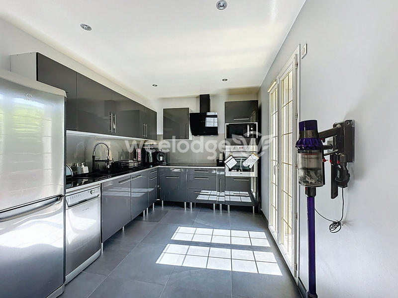 Maison - 100 m² - 6 pièces