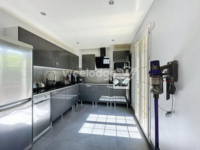 Maison - 100 m² - 6 pièces