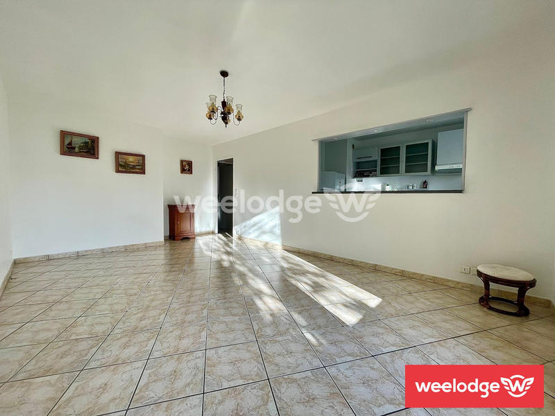 Appartement - 77 m² - 4 pièces