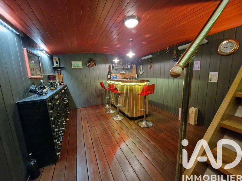 Maison - 208 m² - 6 pièces