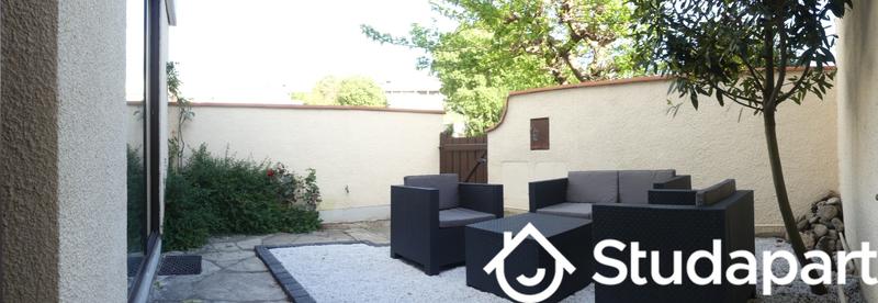 Chambre - 11 m² - 1 pièce