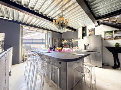 Maison - 174 m² - 5 pièces