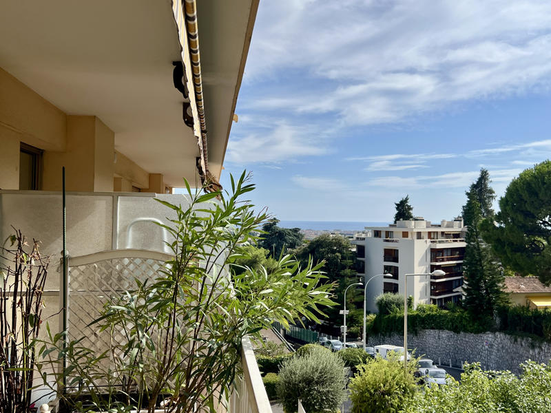 Appartement - 104 m² - 4 pièces