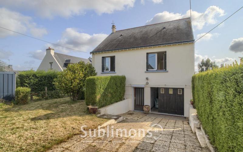 Maison traditionnelle - 88 m² - 4 pièces