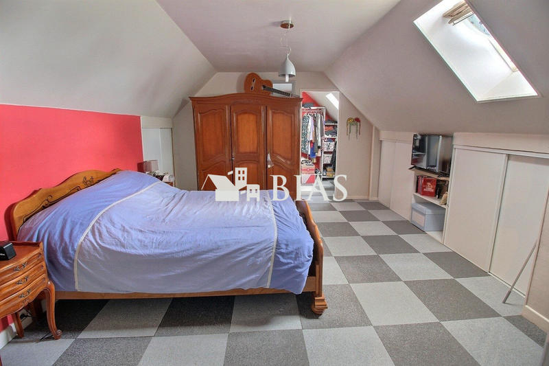 Maison - 138 m² - 5 pièces