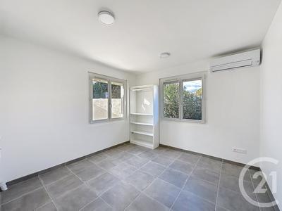 Maison - 87 m² - 5 pièces