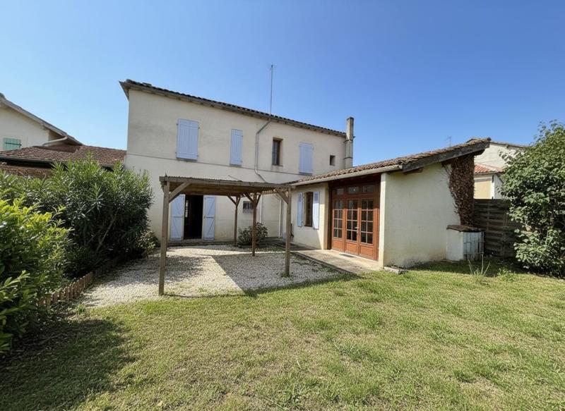 Maison - 178 m² - 6 pièces
