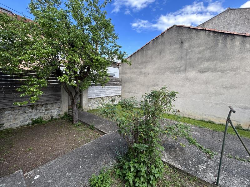 Maison traditionnelle - 80 m² - 5 pièces