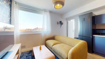 Appartement - 68 m² - 5 pièces