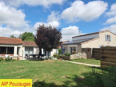 Maison - 200 m² - 7 pièces