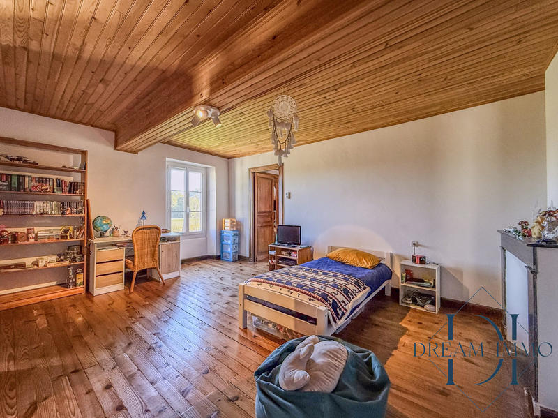 Maison - 172 m² - 6 pièces