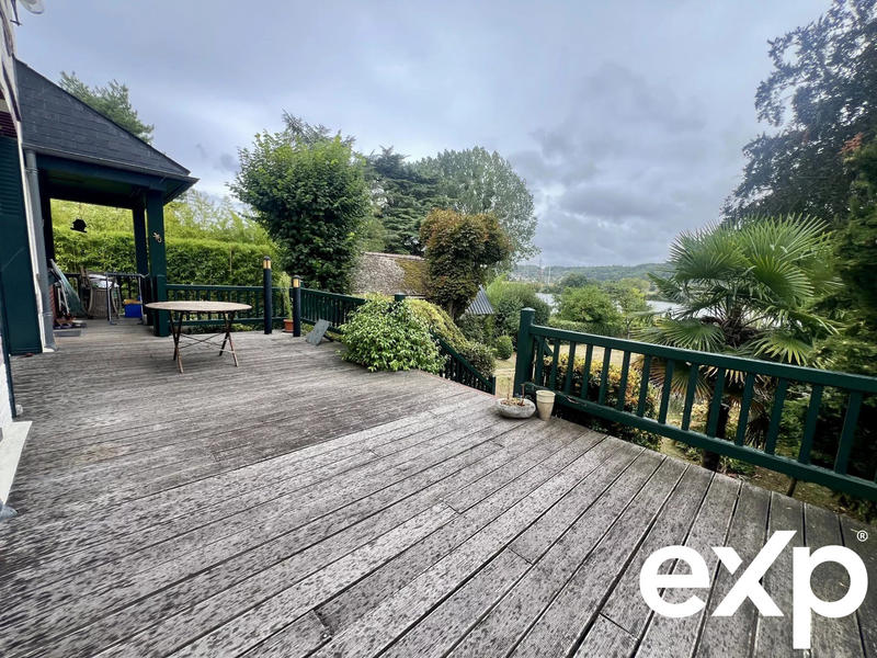 Maison - 141 m² - 6 pièces