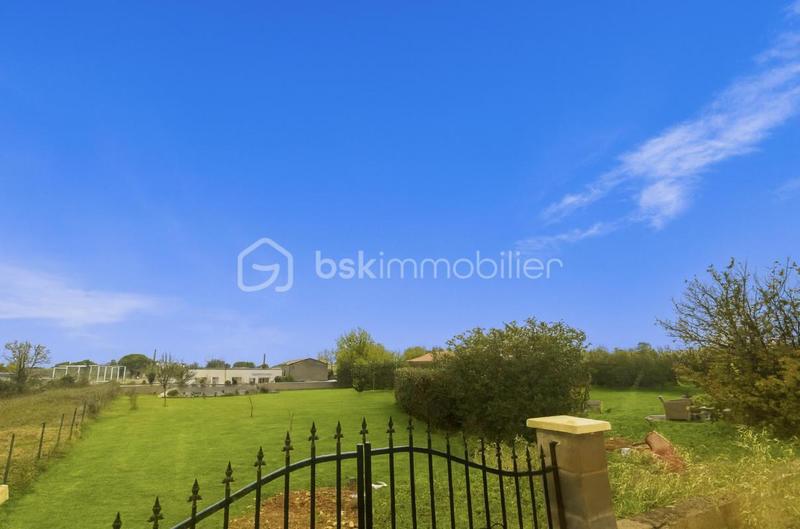 Maison - 245 m² - 7 pièces