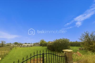 Maison - 245 m² - 7 pièces