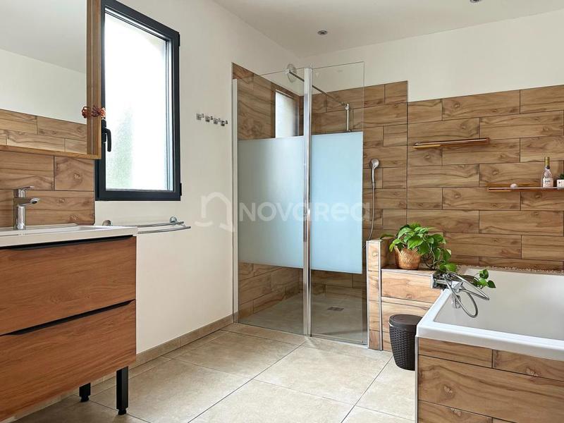 Villa - 189 m² - 7 pièces