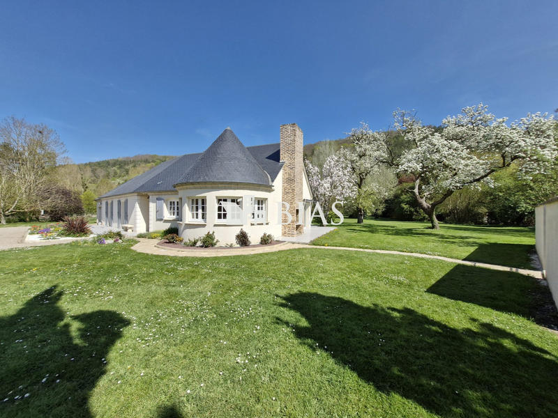 Maison - 152 m² - 6 pièces