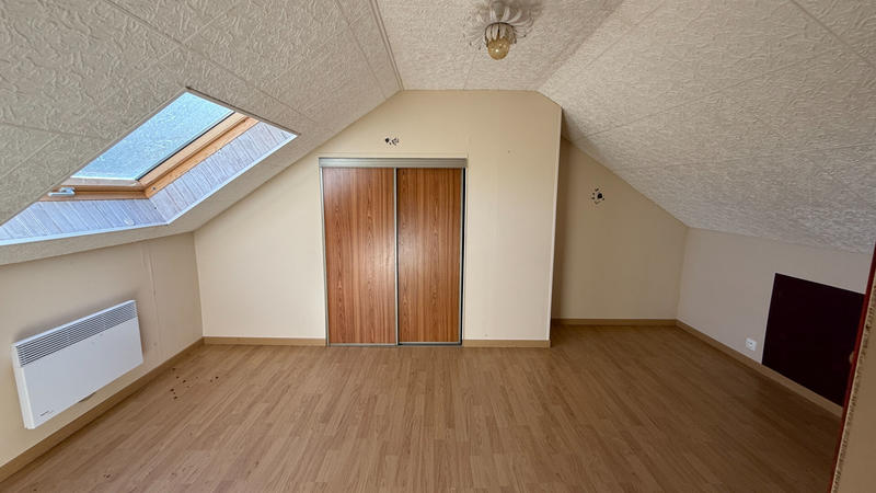 Maison - 152 m² - 6 pièces