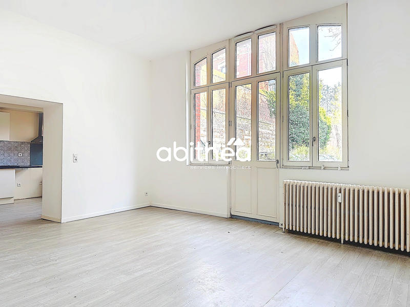 Appartement - 100 m² - 4 pièces