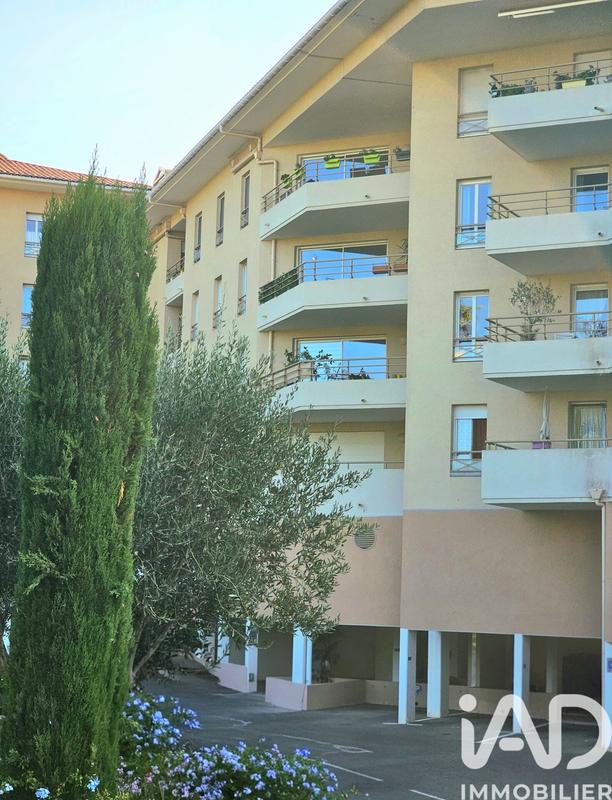 Appartement - 77 m² - 3 pièces