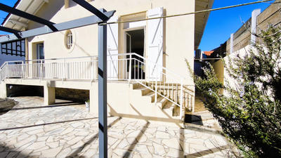 Maison - 100 m² - 6 pièces