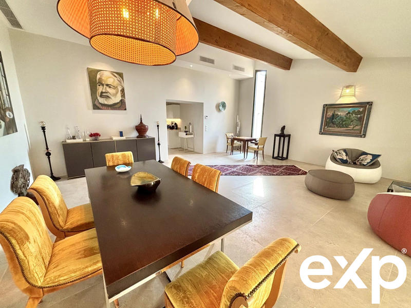 Appartement - 127 m² - 4 pièces