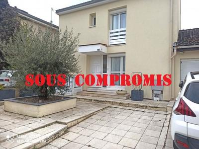 Maison - 109 m² - 6 pièces
