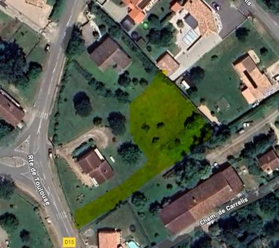 Terrain constructible - 1 251 m²
